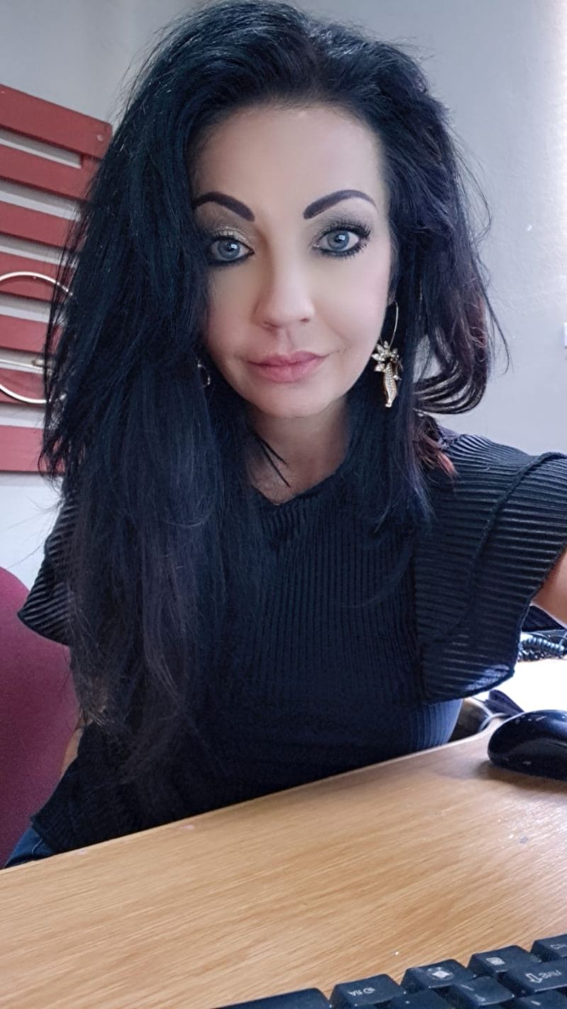 Nakkie43 Nakkie43