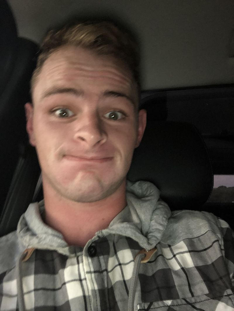 Des_748
